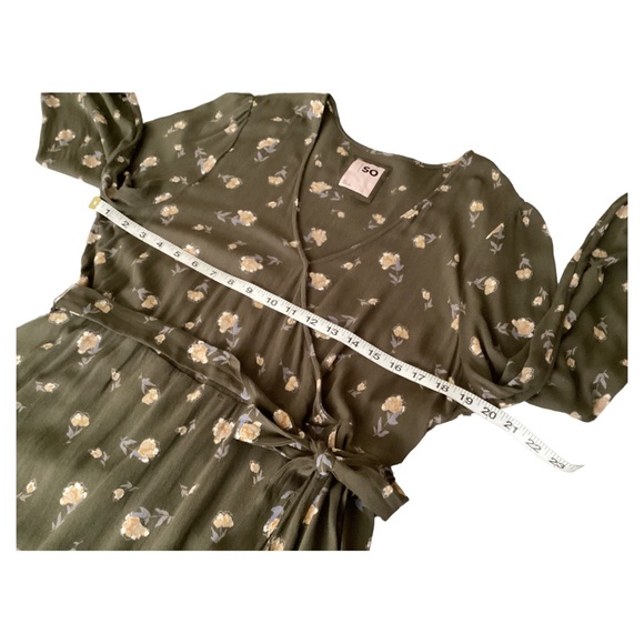 SO Side-Tie Faux-Wrap Ruffle Olive Green Floral V-Neck Long Sleeves Dress Sz XL - Picture 5 of 16